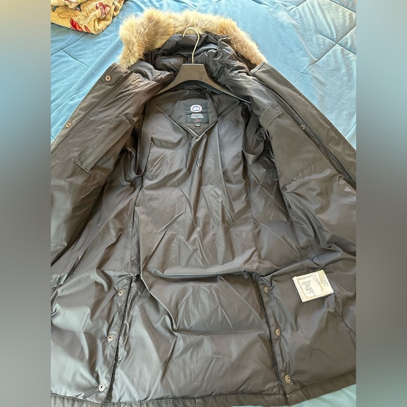 Canada Goose Shelbourne Parka - Picture 8 of 15